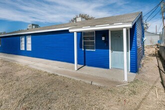 Building Photo - 206 N Mississippi St