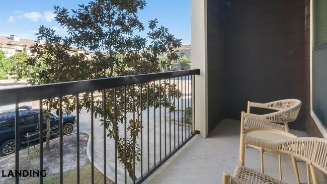 Foto del edificio - 18021 Kingsland Blvd