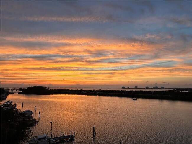 Building Photo - 5701 Mariner St