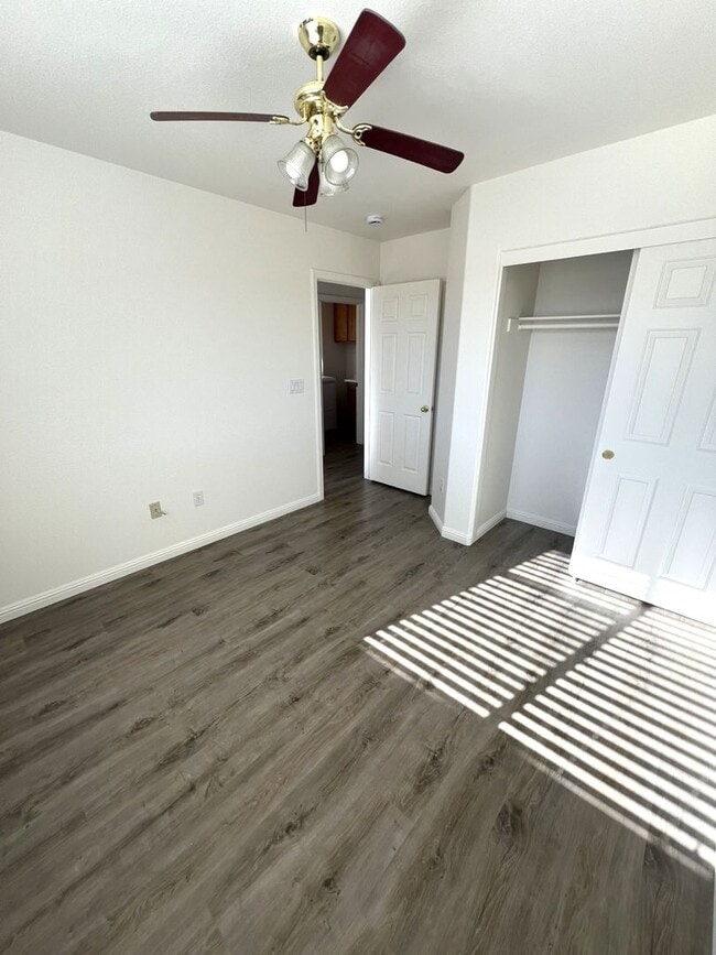 Foto del edificio - BEAUTIFUL 4 BEDROOM, 2.5 BATH HOME