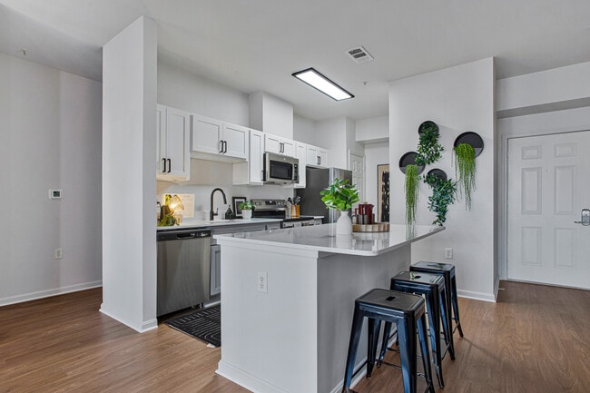 Photo - Mazza Grandmarc Apartments