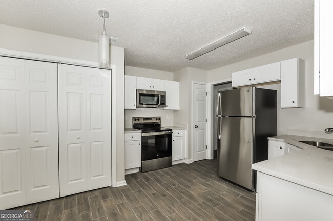 Foto del edificio - 1065 Garrison Ct