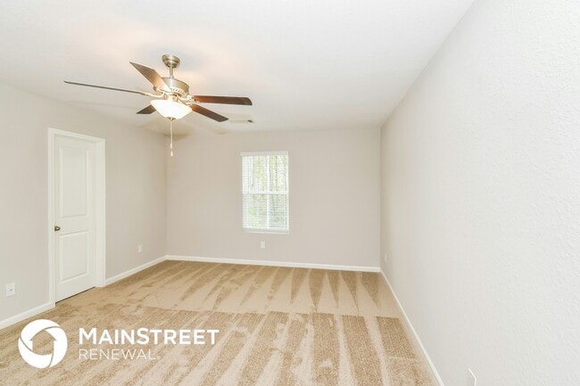 Building Photo - 301 Augusta Woods Dr