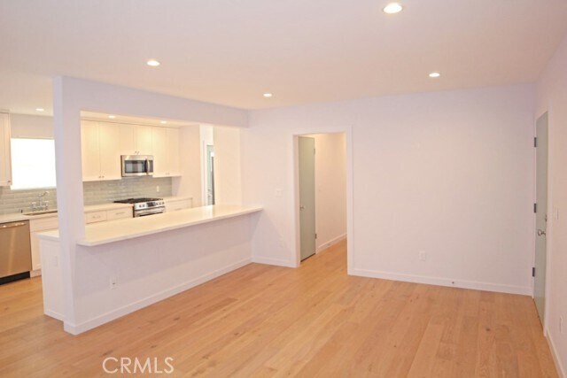 Foto del edificio - 1003 Alexandria Ave