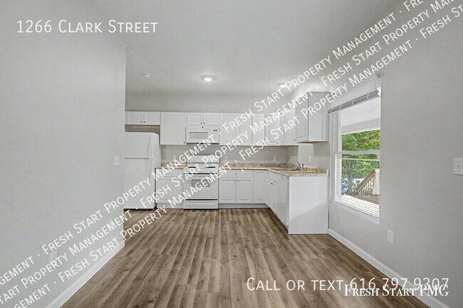 Foto del edificio - 1266 Clark St