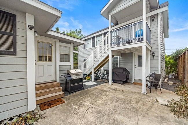 Foto del edificio - 813 Alexander St