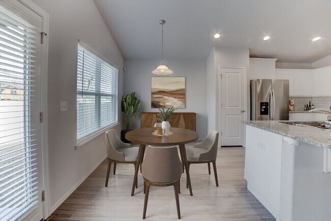 Foto del edificio - Gorgeous 3/2/2 Home Close to Downtown!