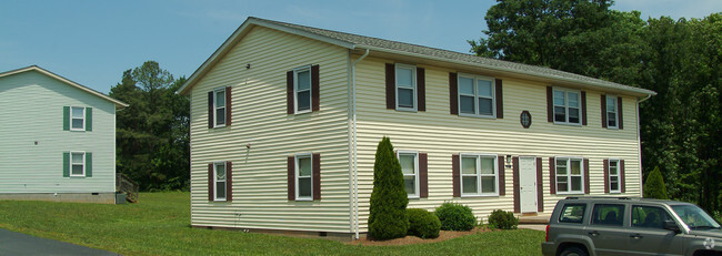 Building Photo - Trevilian Square Apartments