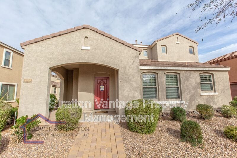 Foto principal - 2554 E Megan St