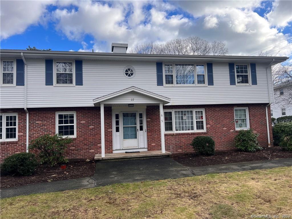 22 College St Unit 6, Clinton, CT 06413 Condo for Rent in Clinton, CT
