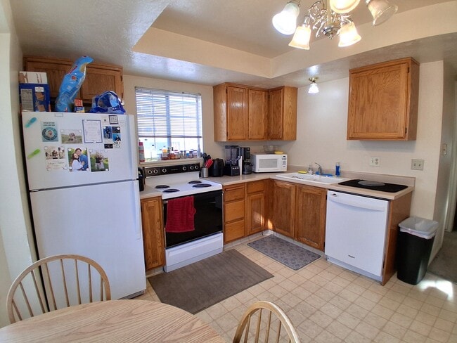 Foto del edificio - 565 N 300 E