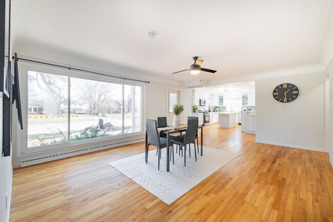 Foto del edificio - 7706 N Ann Arbor St