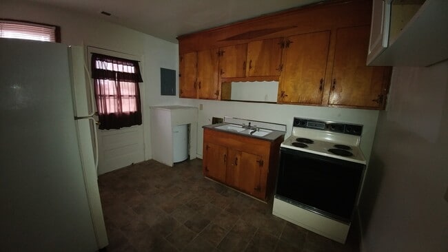 Foto del edificio - 2110 Rokeby Ave