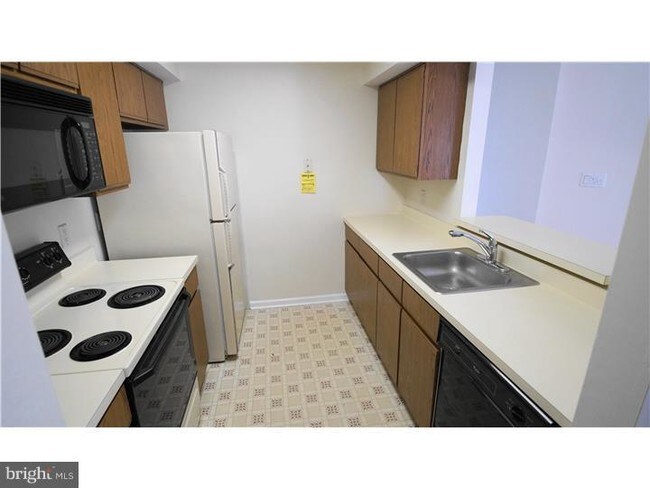 Foto del edificio - 45015 Bennett Pl