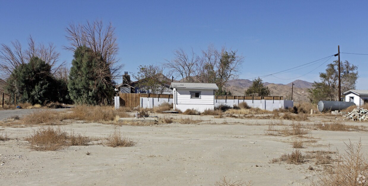 Foto principal - 11250 Barstow Rd