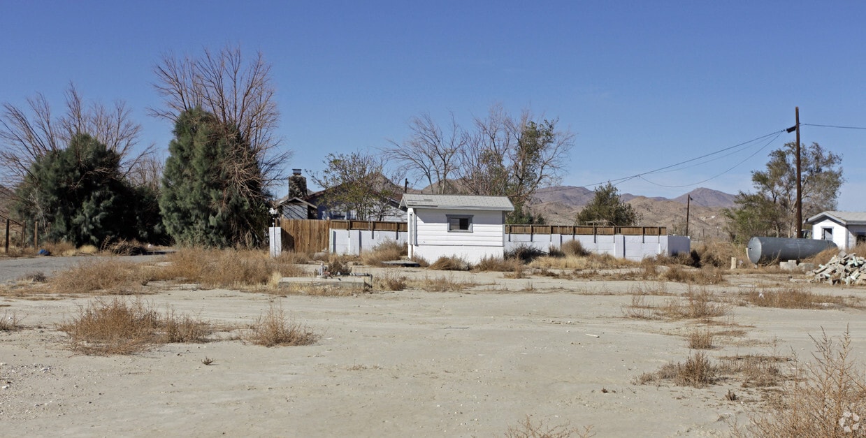 Primary Photo - 11250 Barstow Rd