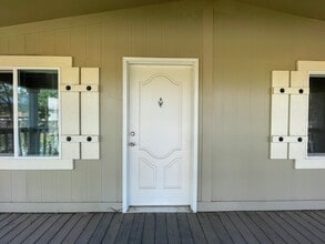 Building Photo - 406 Ott Dr