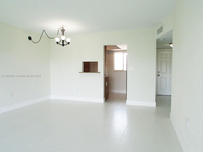 Foto del edificio - 7701 SW 88th St