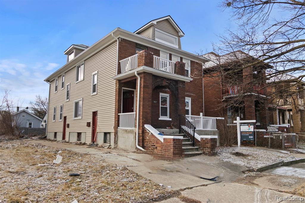 9925 McQuade St, Detroit, MI 48206 Room for Rent in Detroit, MI