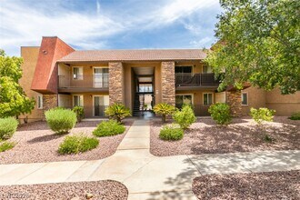 Building Photo - 4450 Sandy River Dr
