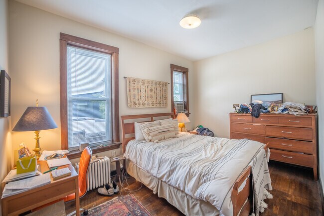 Foto del edificio - 2625 N Whipple St