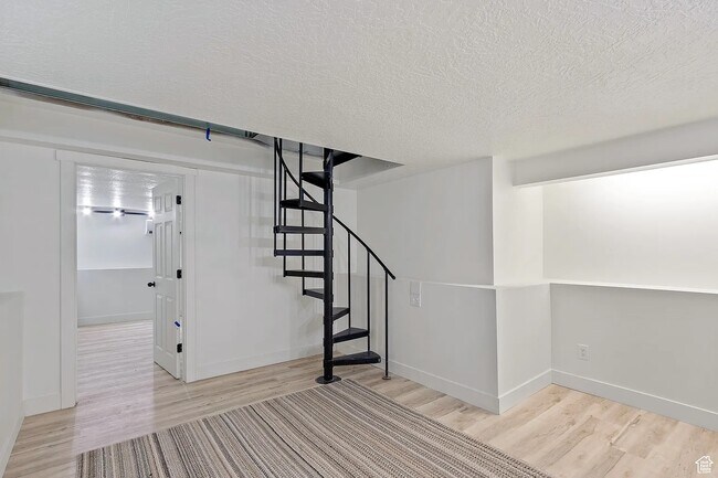 Foto del edificio - 208 Ogden Canyon Rd