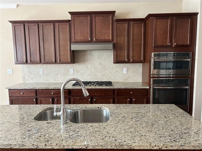 Foto del edificio - 840 Ivy Vine Way