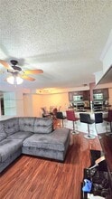 Building Photo - 9999 Summerbreeze Dr