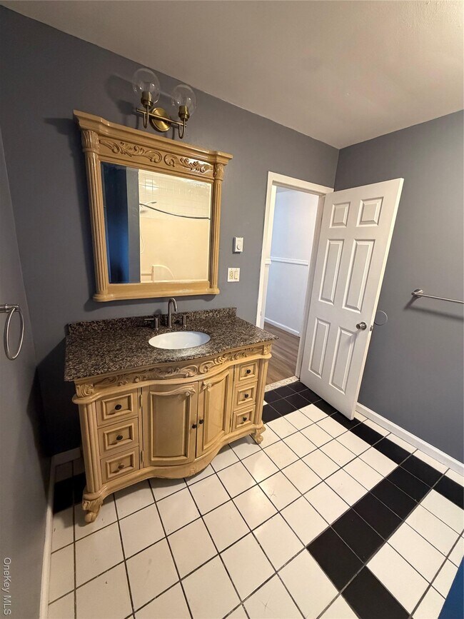 Foto del edificio - 546 Granny Rd