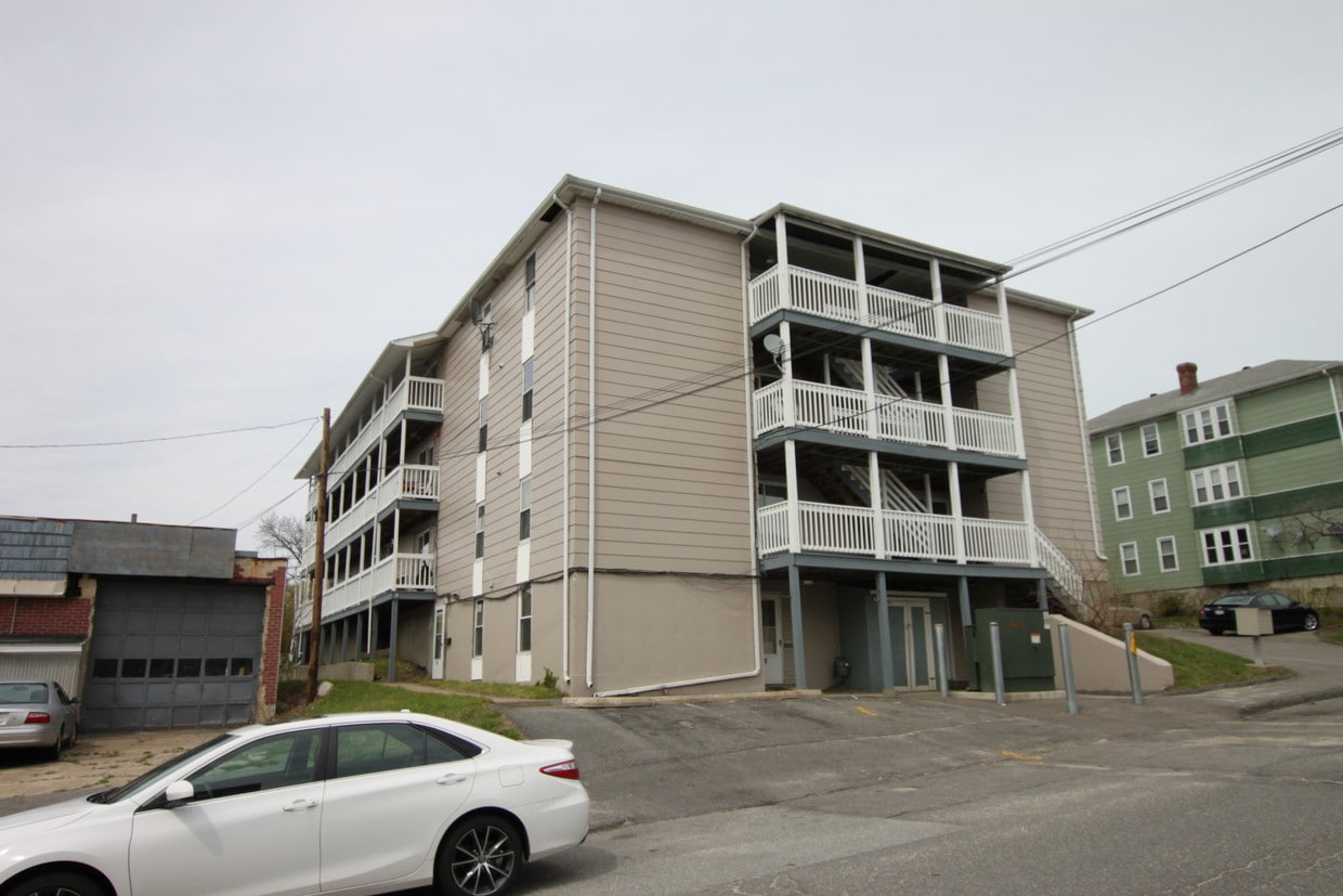 Building Photo - 3-5 Rugby St