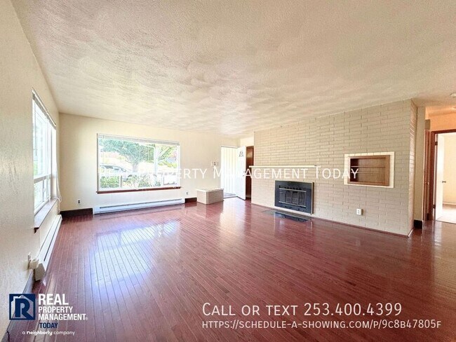 Foto del edificio - 338 Regent Blvd
