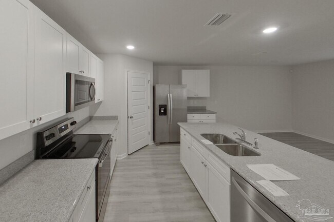 Building Photo - 369 Monarch Ln