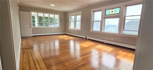 Building Photo - 98 De Pinedo St