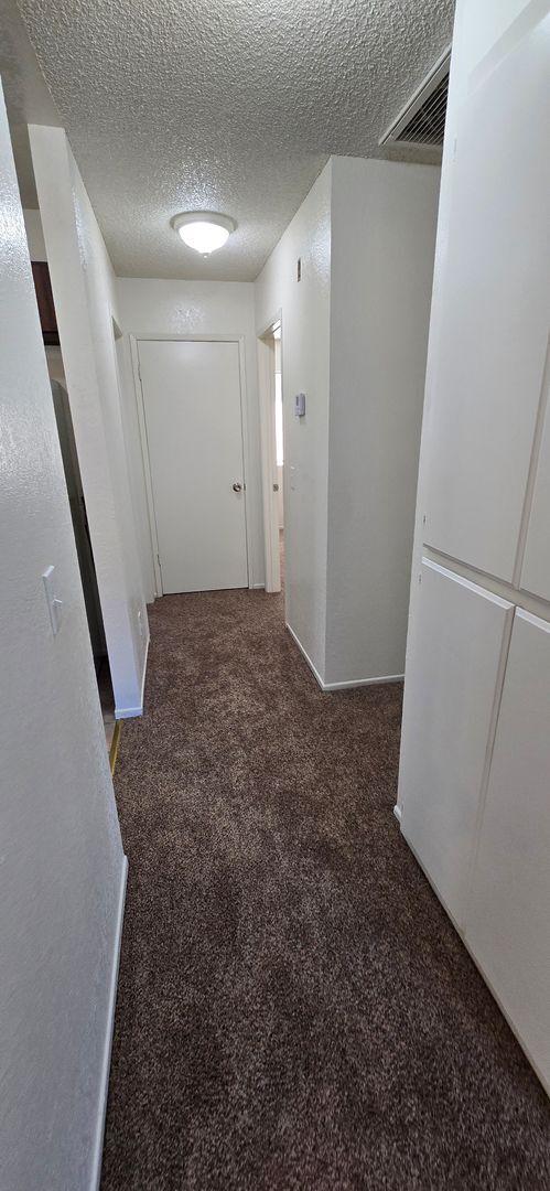 Foto del edificio - 7240 Sombrilla Ave