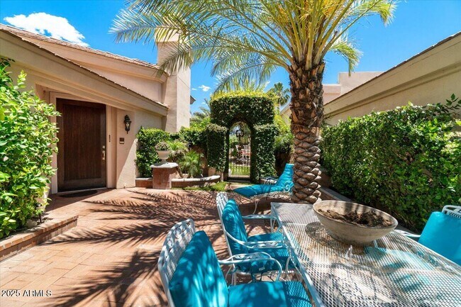 Building Photo - 7799 E Oakshore Dr