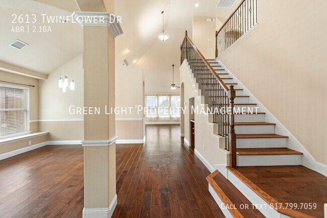 Foto del edificio - 2613 Twinflower Dr
