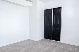 Building Photo - 9 Midland Heights Cir