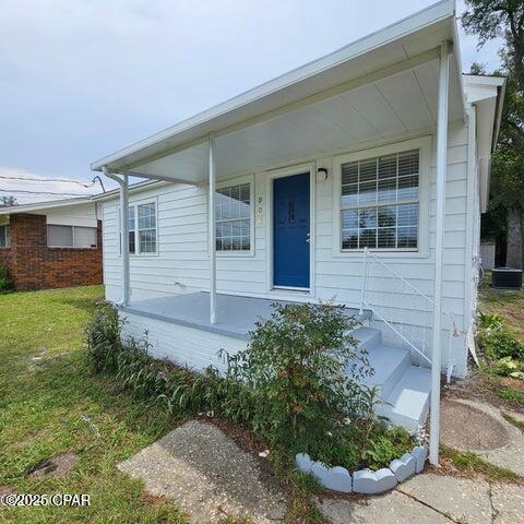 Building Photo - 908 E Caroline Blvd