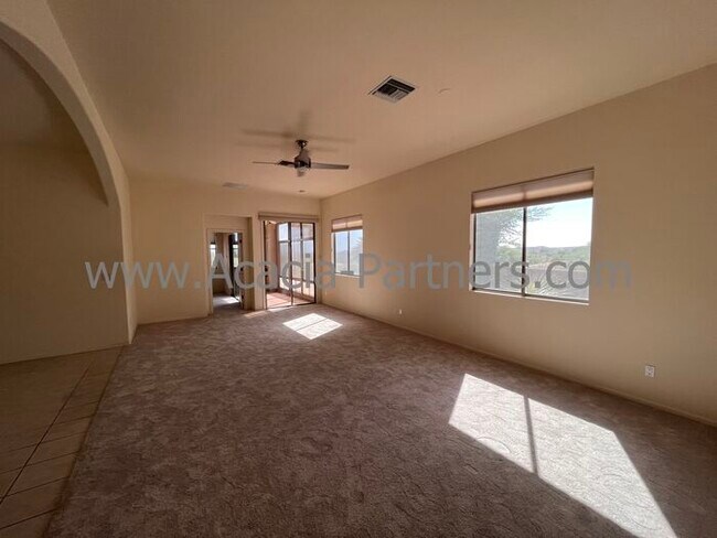 Building Photo - 5087 N Pinnacle Cove Dr