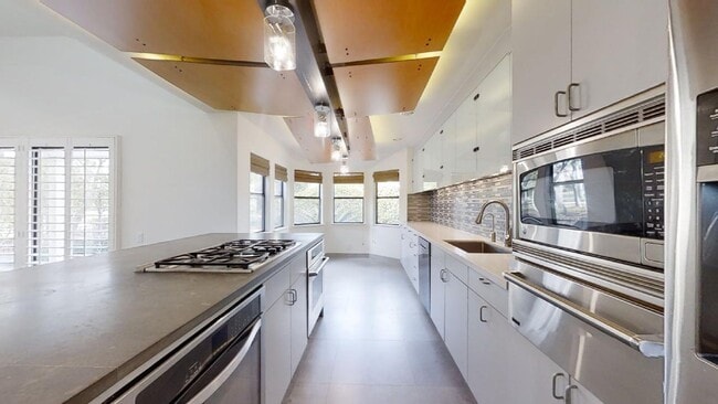 Photo - Manhattan Village Beautiful Plan 4 House