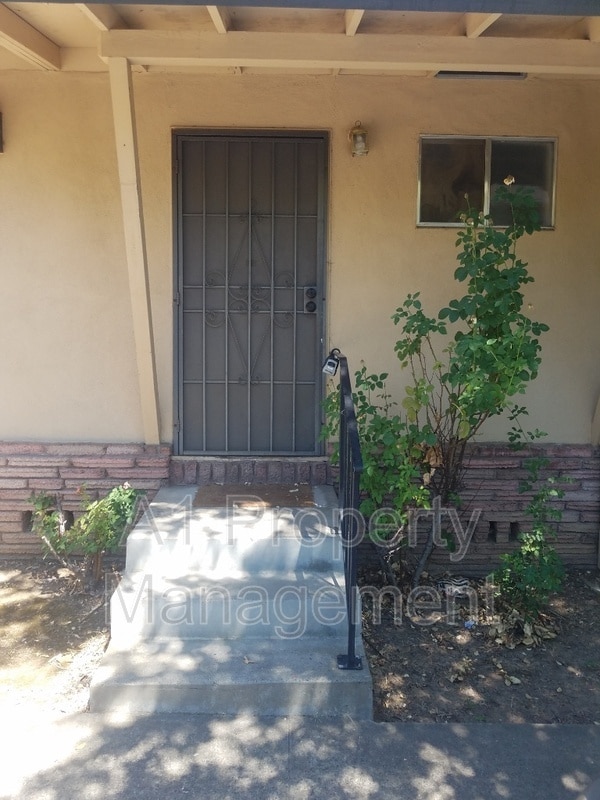 Primary Photo - 5340 El Camino Ave