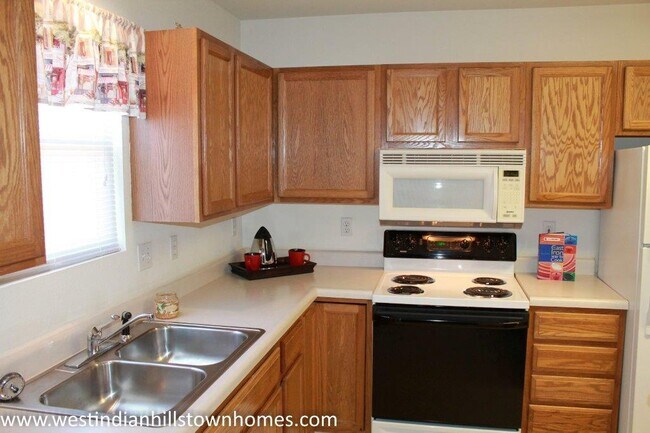 Foto del edificio - 2317 SW Romar Rd
