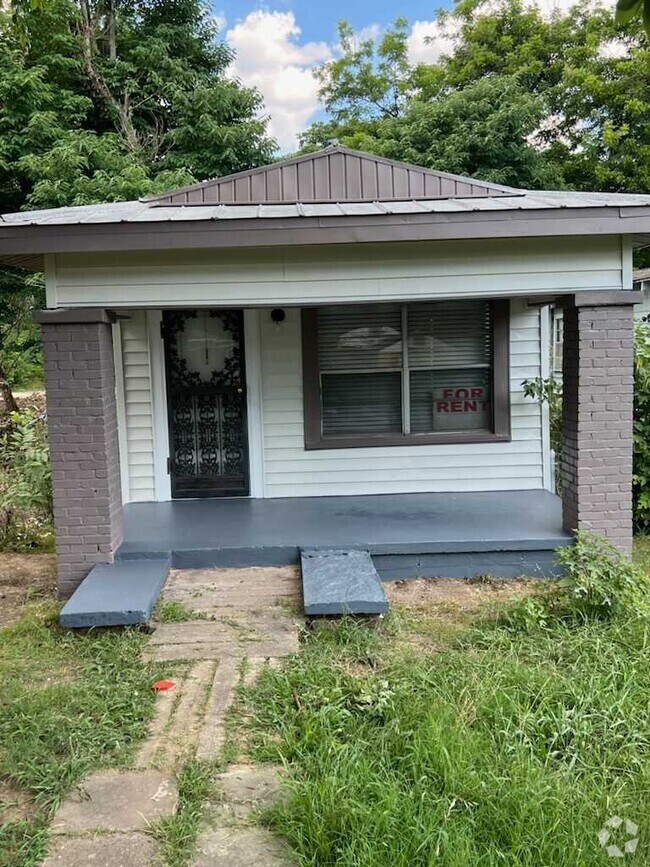 Central Pratt Apartments for Rent with Hardwood Floors Birmingham, AL