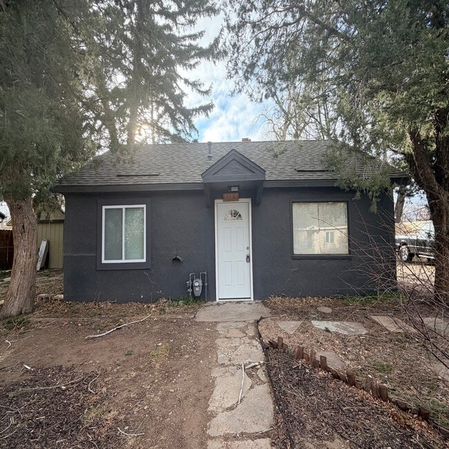 Building Photo - 1713 Aspen St