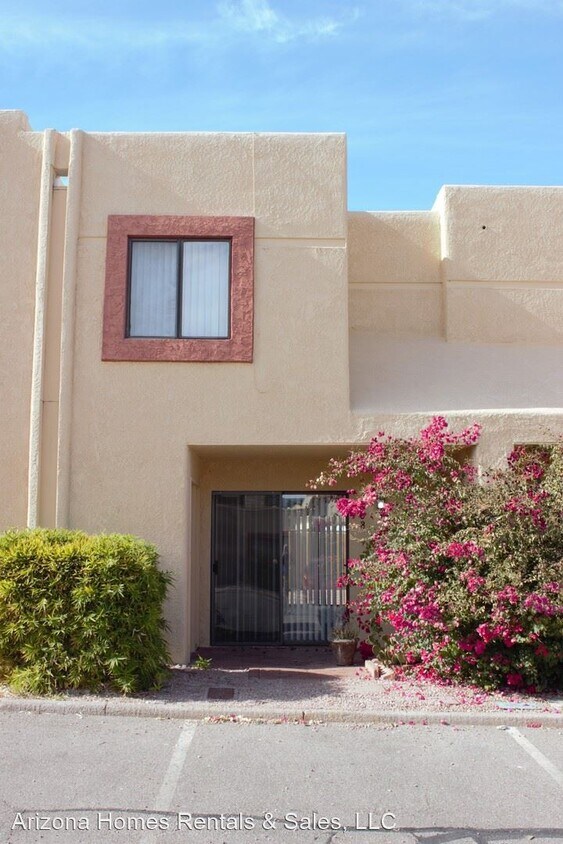 Primary Photo - 2 br, 2 bath House - 608 South Liana Court