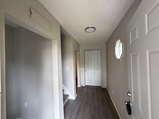 Foto del edificio - 3 Bed 2 Bath House