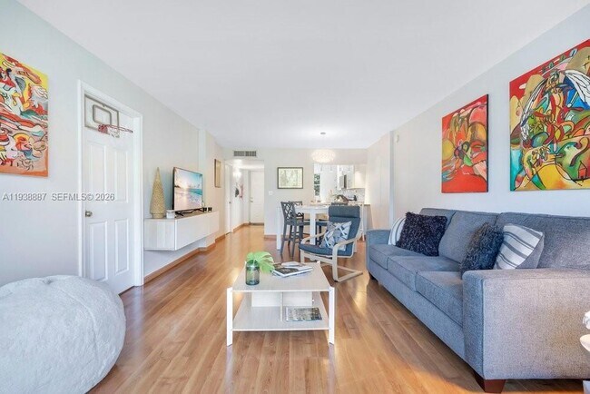 Foto del edificio - 105 Royal Pk Dr