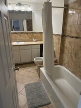 Interior Photo - Colonial Point Apartments