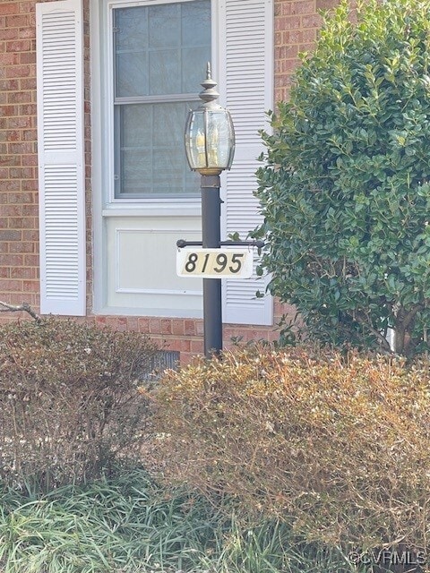 Foto del edificio - 8195 Crestline Ln