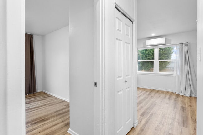 Building Photo - 2811 Watson Ave